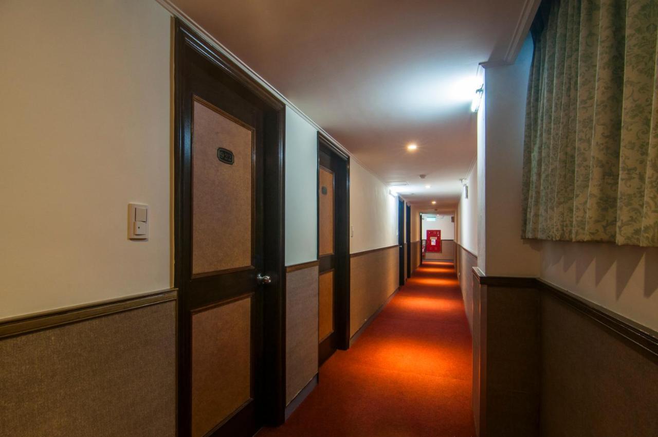 Dahua Hotel Keelung Luaran gambar